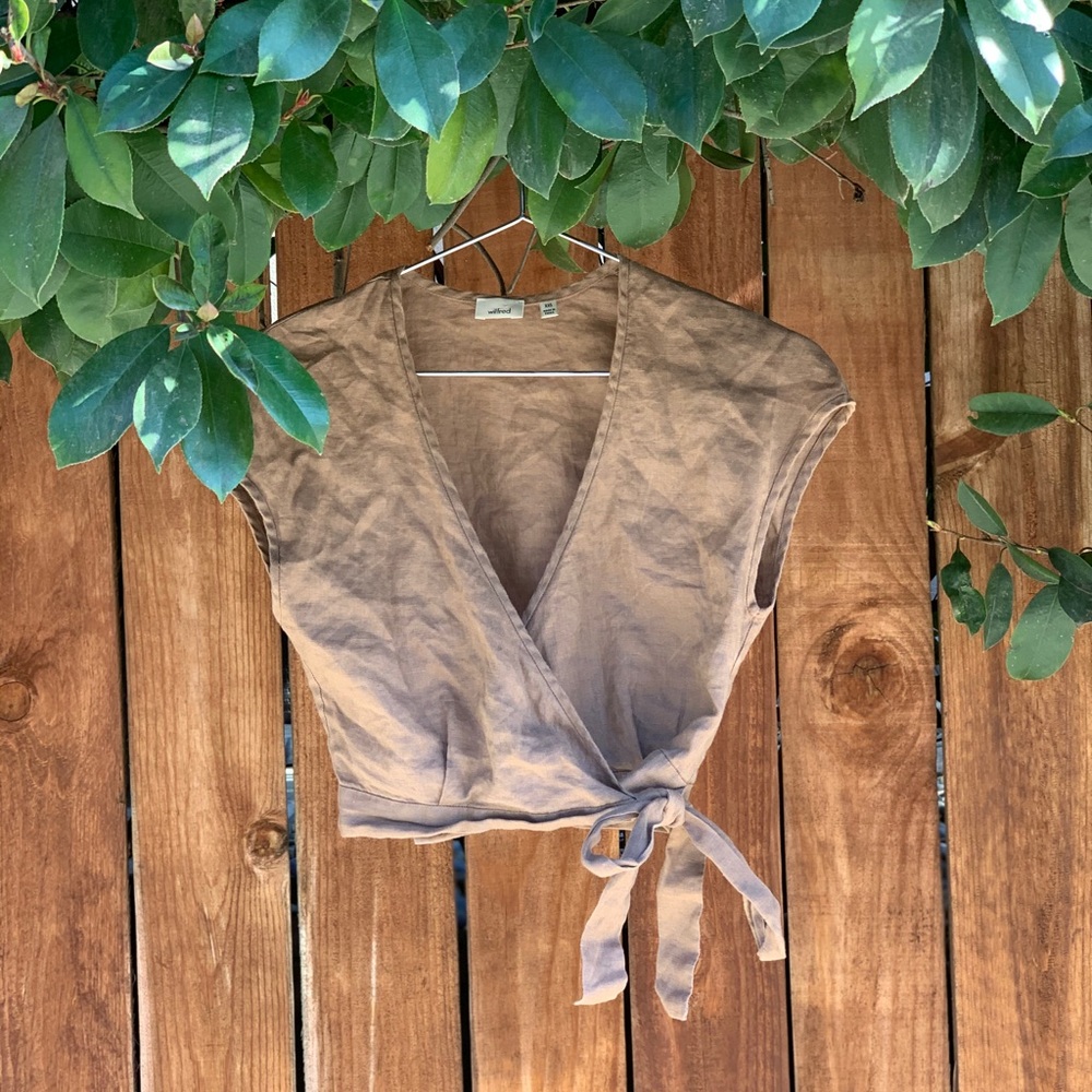 Wilfred Linen Brown Crop Top: by Aritzia
